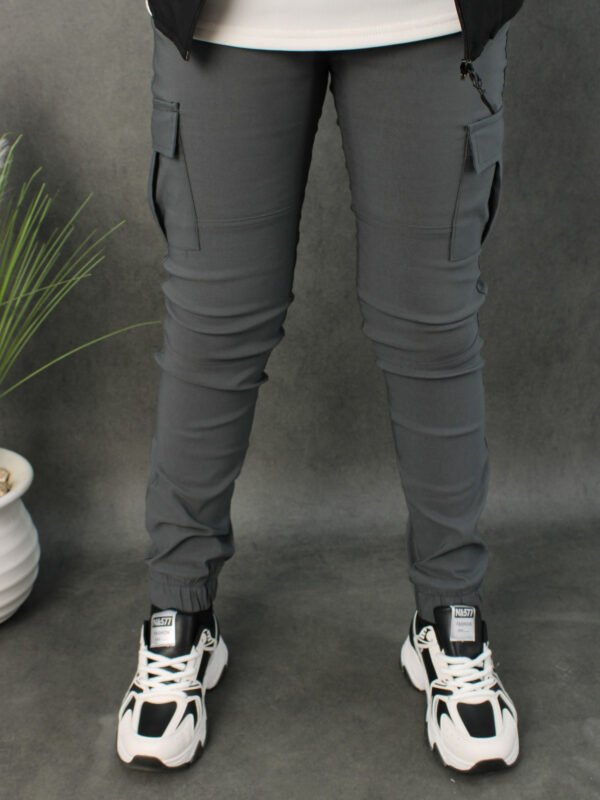 pantalon cargo enfants gris tendance 2024